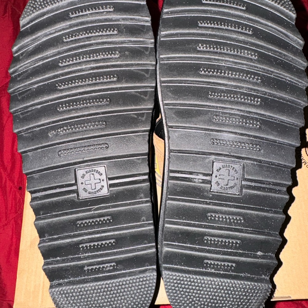 Like new Myles Dr Martens Platform Sandals W sz 11/ M size 10 - Picture 2 of 4